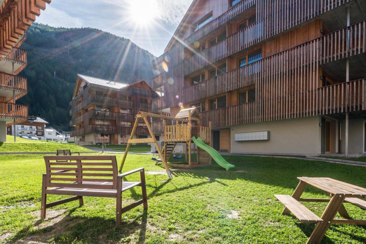 Montela Hotel & Resort - Suiten Saas-Grund Exterior foto